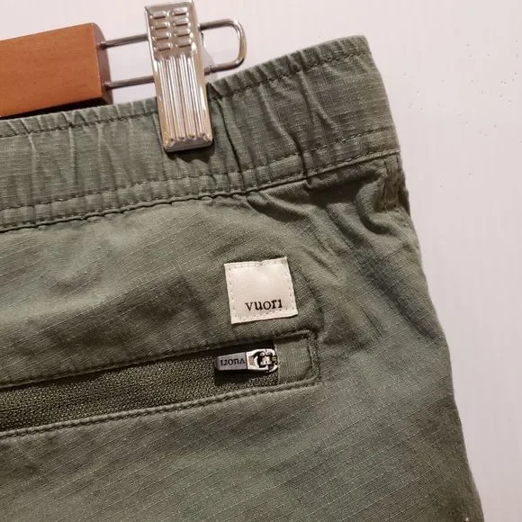 Vuori Ripstop Women's size Medium activewear hiking casual 28" inseam army green - Picture 4 of 9